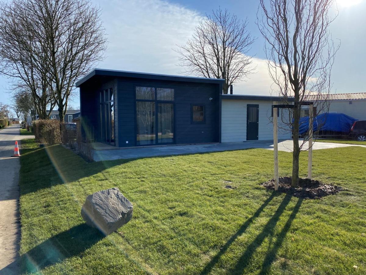Recreatiepark Jachthaven De Veerstal Lathum - Luxe Chalet Exteriér fotografie